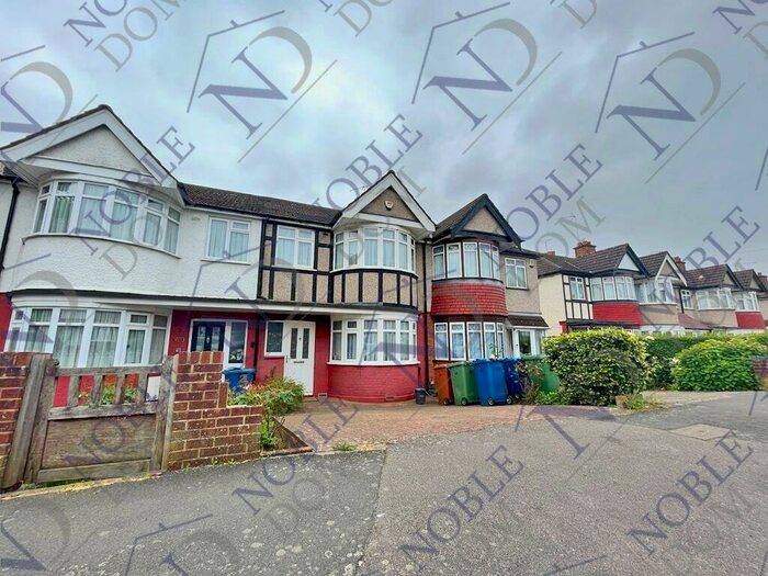 3 Bedroom Terraced House To Rent In Rayners Lane, HA2