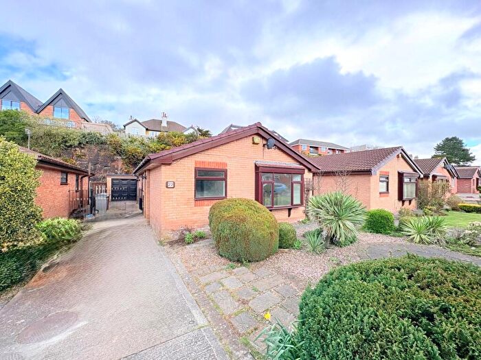 2 Bedroom Bungalow To Rent In Laurelbanks, Heswall, Wirral, Merseyside, CH60