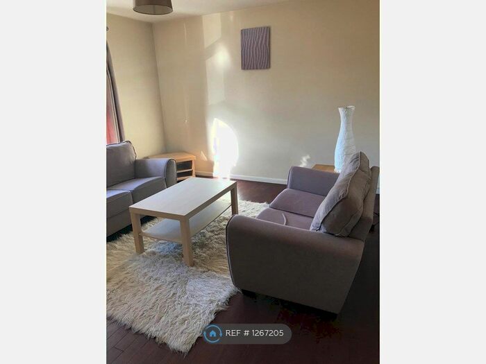 1 Bedroom Flat To Rent In Dean Court, Derby DE23