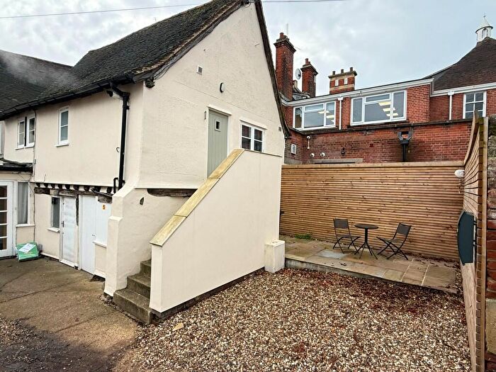 2 Bedroom Flat To Rent In High Street, Maldon, Essex, CM9