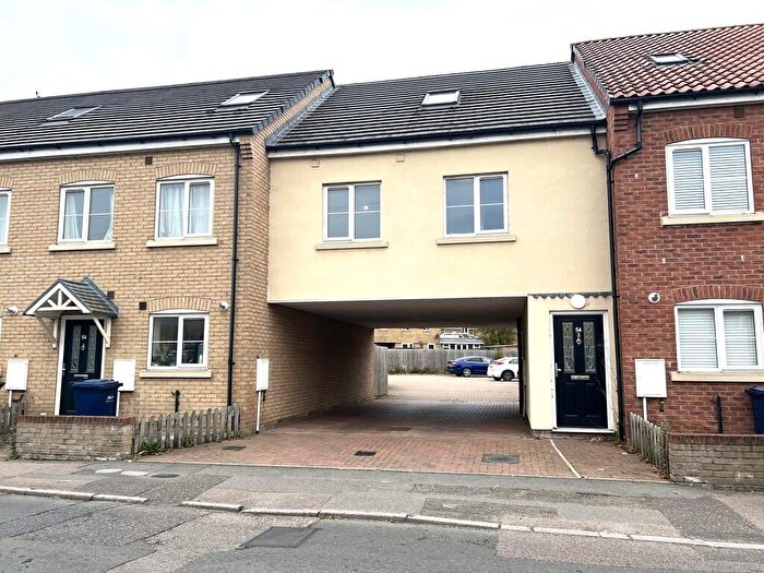 2 Bedroom Flat For Sale In Bridge Street, Chatteris, Cambs., PE16