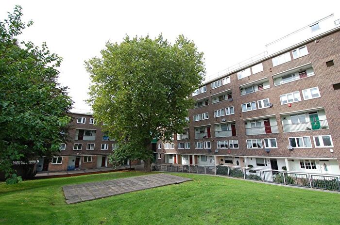 3 Bedroom Flat For Sale In Jamaica Road, Bromfield Court Jamaica Road, SE16