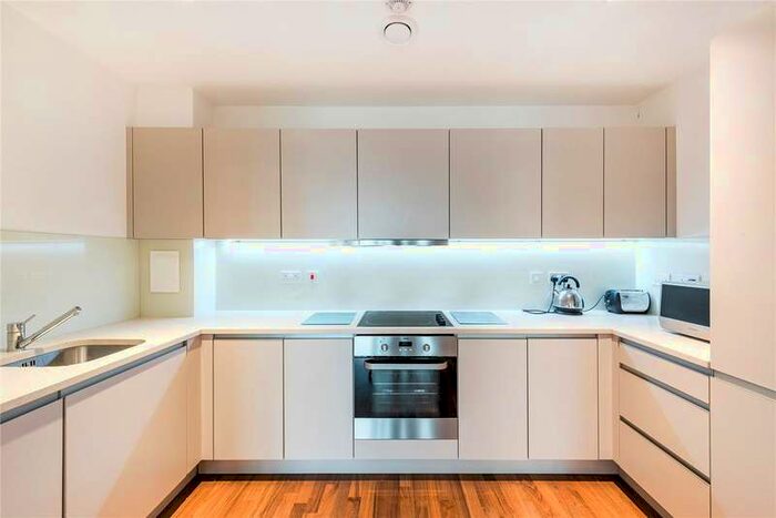 1 Bedroom Flat To Rent In Westgate House, Brentford, TW8