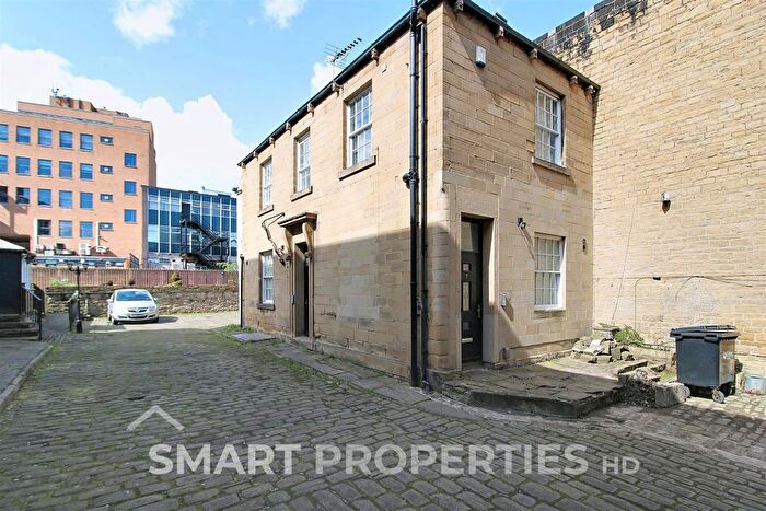 Studio To Rent In Union Bank Yard, Huddersfield, HD1