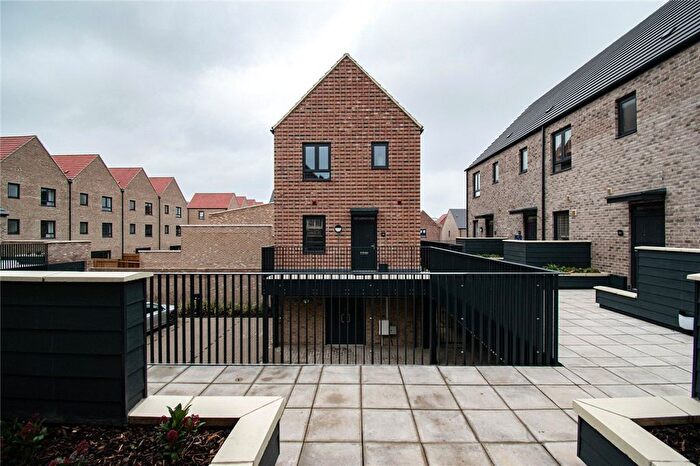 2 Bedroom Maisonette To Rent In Edward Grange Street, Cambridge, CB1