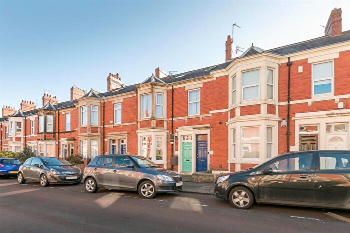 2 Bedroom Flat To Rent In Glenthorn Road, Jesmond, Newcastle Upon Tyne, NE2