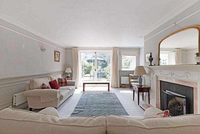 5 Bedroom Detached House For Sale In East St. Helen Street, Abingdon, OX14