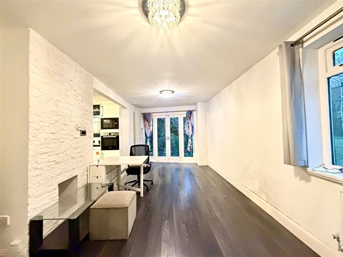 3 Bedroom Terraced House To Rent In Hornbeams, Harlow, CM20