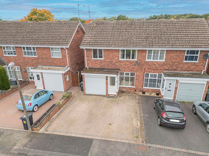 3 Bedroom Semi-Detached House For Sale In Flaxley Close, Winyates Green, Redditch, B98
