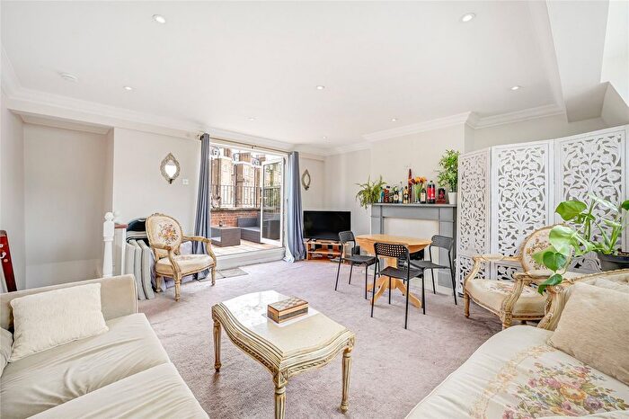 3 Bedroom Flat To Rent In Warwick Way, London, SW1V