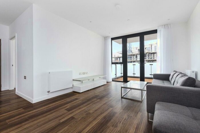 1 Bedroom Apartment To Rent In Hornbeam House, Quebec Way, Canada Water, London, SE16