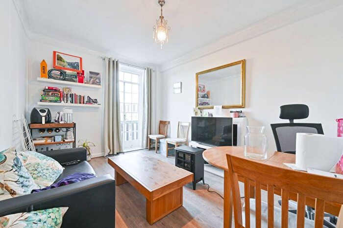 1 Bedroom Flat To Rent In Abbey Road, St John's Wood, London, NW8
