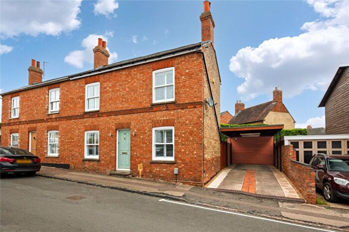 2 Bedroom Semi-Detached House For Sale In Arthur Street, Ampthill, Bedfordshire, MK45