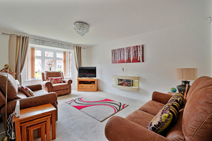 4 Bedroom Detached House For Sale In Blackstone Drive, Shireoaks, Worksop, S81