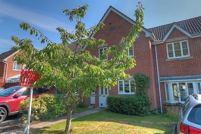 3 Bedroom Detached House To Rent In Jack Close, Knightwood Park, Chandlers Ford, SO53