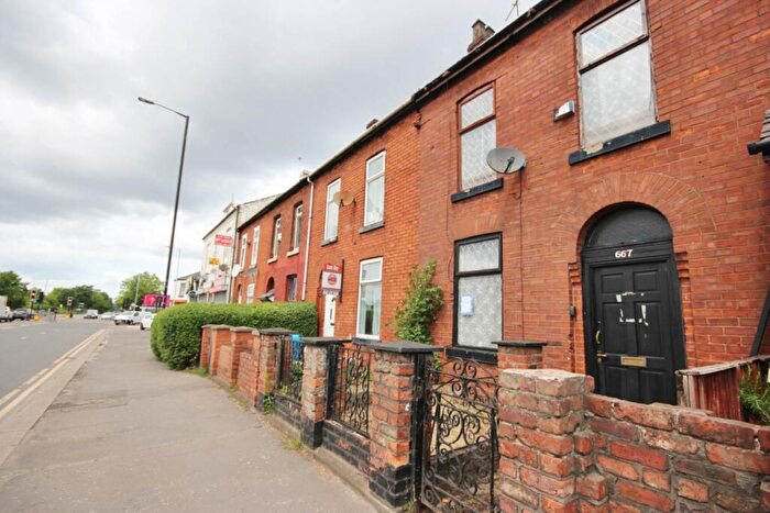 2 Bedroom Terraced House For Sale In Hyde Road, Manchester, M12