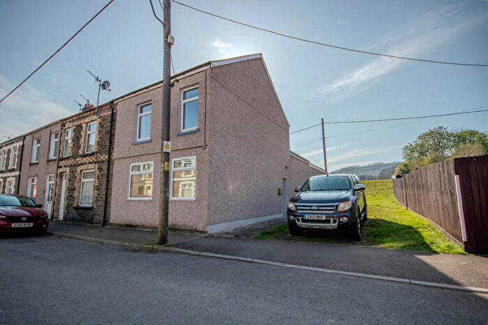 3 Bedroom Terraced House For Sale In Pwllgwaun Road, Pontypridd, CF37
