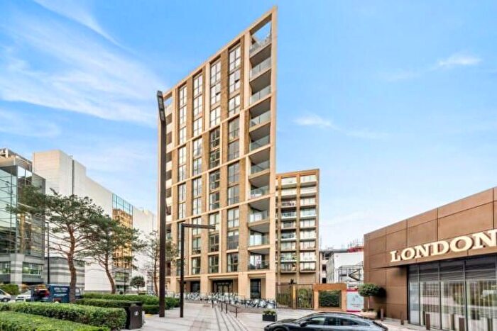 2 Bedroom Flat To Rent In Merino Gardens, London, E1W