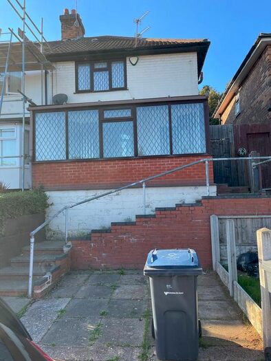 3 Bedroom Terraced House To Rent In Hawkesyard Road, Erdington, Birmingham, B24