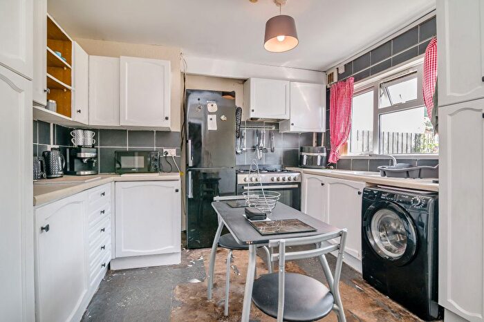 3 Bedroom Terraced House For Sale In Twyn Place, Abercarn, Newport, NP11