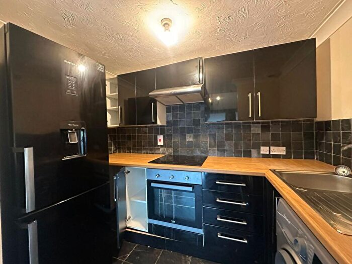1 Bedroom Flat To Rent In Old Tannery, Clyde Street, Bingley, West Yorkshire, BD16