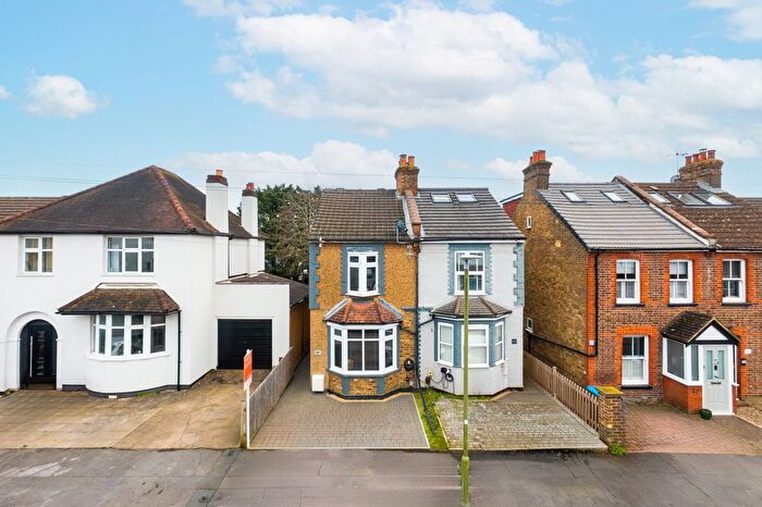 3 Bedroom Semi-Detached House For Sale In Alexandra Road, Kings Langley, Hertfordshire, WD4