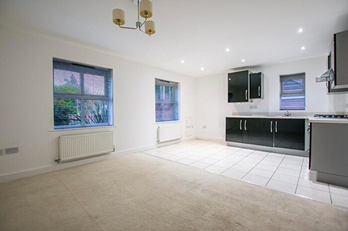1 Bedroom Flat To Rent In High Street, Wordsley, Stourbridge, DY8