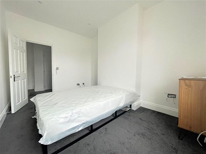 2 Bedroom Flat To Rent In Clarence Yard, Brighton, BN1