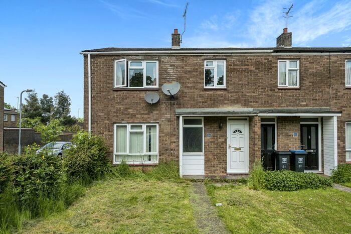 3 Bedroom End Of Terrace House To Rent In Woolmer Drive, Hemel Hempstead, Hertfordshire, HP2