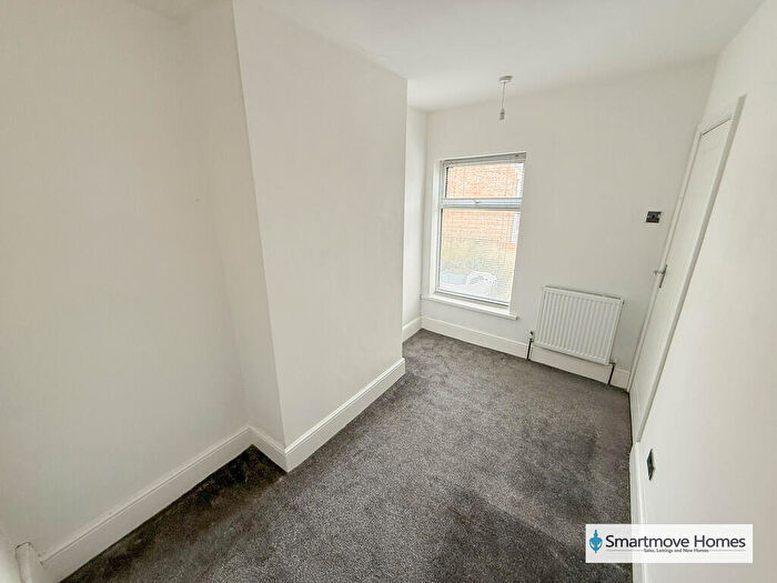 2 Bedroom End Of Terrace House For Sale In Crossley Street, Ripley, DE5