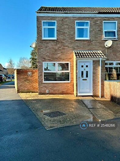 2 Bedroom End Of Terrace House To Rent In Crediton Close, Bedford, MK40