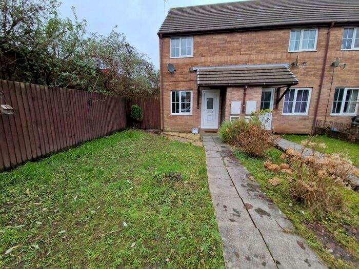 2 Bedroom Semi-Detached House To Rent In Heol Felyn Fach, Tondu, Bridgend, CF32