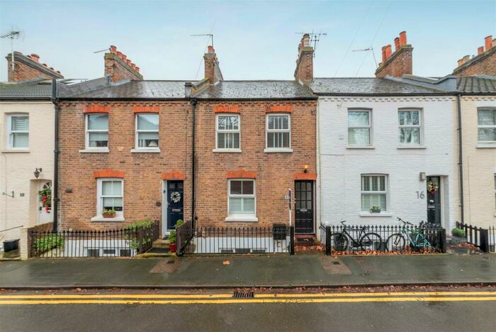 2 Bedroom Terraced House To Rent In Dagmar Road, Windsor, SL4