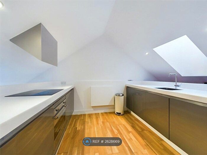 2 Bedroom Terraced House To Rent In Reservoir Street, Salford, M6