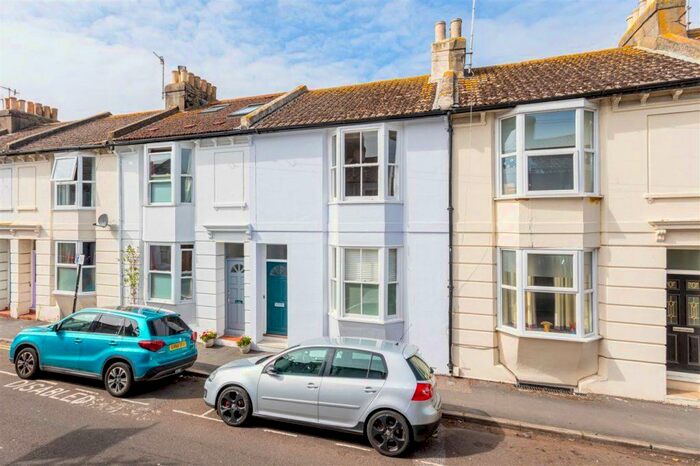 3 Bedroom Terraced House To Rent In Coleman Street, BN2