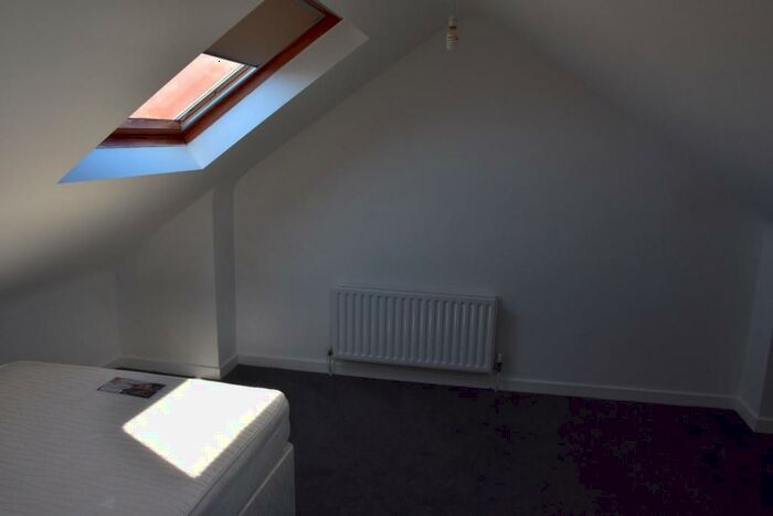 House To Rent In Room, , Minster Road, CV1