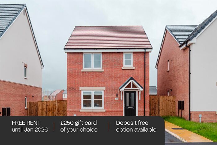 3 Bedroom House To Rent In Hawkers Place, Hucknall, NG15