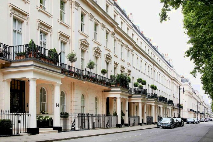 3 Bedroom Flat To Rent In Eaton Square, Belgravia, London, SW1W