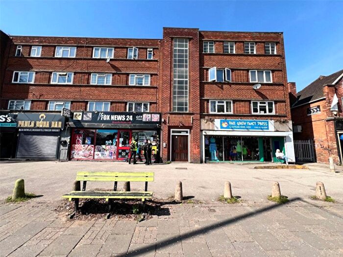 2 Bedroom Flat For Sale In Fox Hollies Road, Birmingham, West Midlands, B27