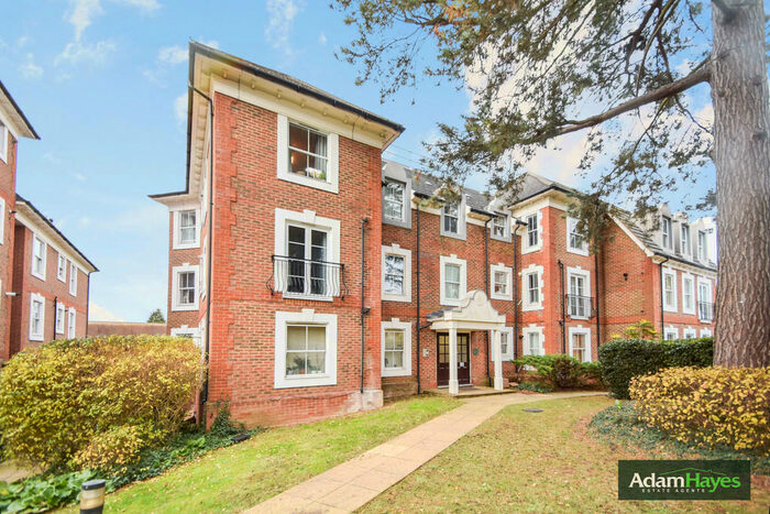 1 Bedroom Apartment To Rent In Woodside Avenue, Woodside Park, N12