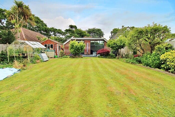 4 Bedroom Detached Bungalow For Sale In The Grove, Hill Head, Fareham, PO14