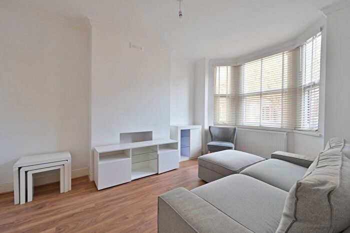 3 Bedroom Terraced House To Rent In , Watford, WD24