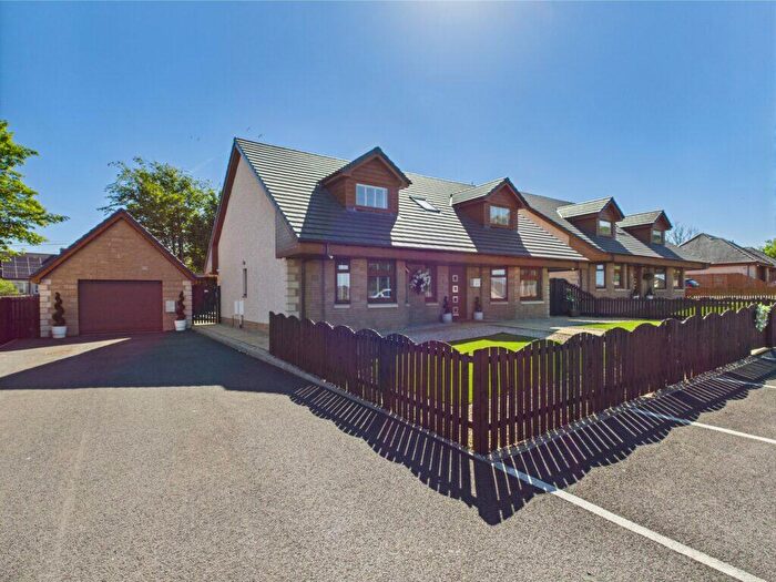 4 Bedroom Detached House For Sale In Southfield Road, Shotts, ML7