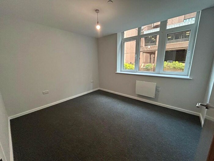 1 Bedroom Flat To Rent In Derby Square, Liverpool, Merseyside, L2