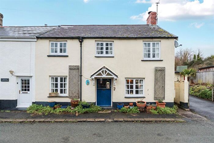 3 Bedroom Semi Detached House For Sale In Muddlebridge, Fremington, Barnstaple, EX31