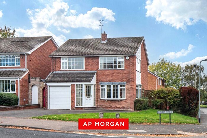 3 Bedroom Detached House For Sale In Marlborough Avenue, Bromsgrove, Worcestershire, B60