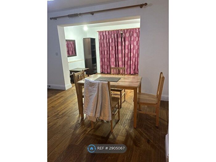 2 Bedroom Semi-Detached House To Rent In Garland Drive, Hounslow, TW3