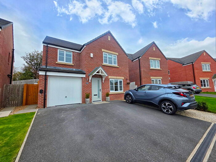 4 Bedroom Detached House For Sale In Kestrel Avenue, Barnsley, S75
