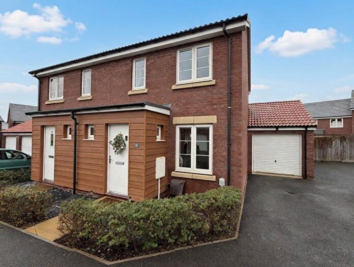 2 Bedroom Semi Detached House For Sale In Kingfisher Drive, Yeovil, Somerset, BA22