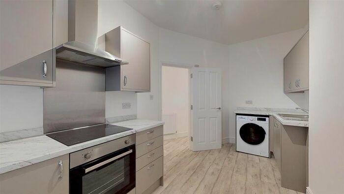 2 Bedroom Flat To Rent In Cheriton High Street, Folkestone, CT19